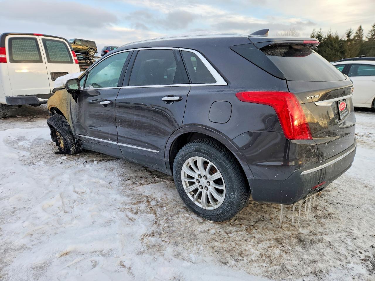 2017 CADILLAC XT5 — снимка 2