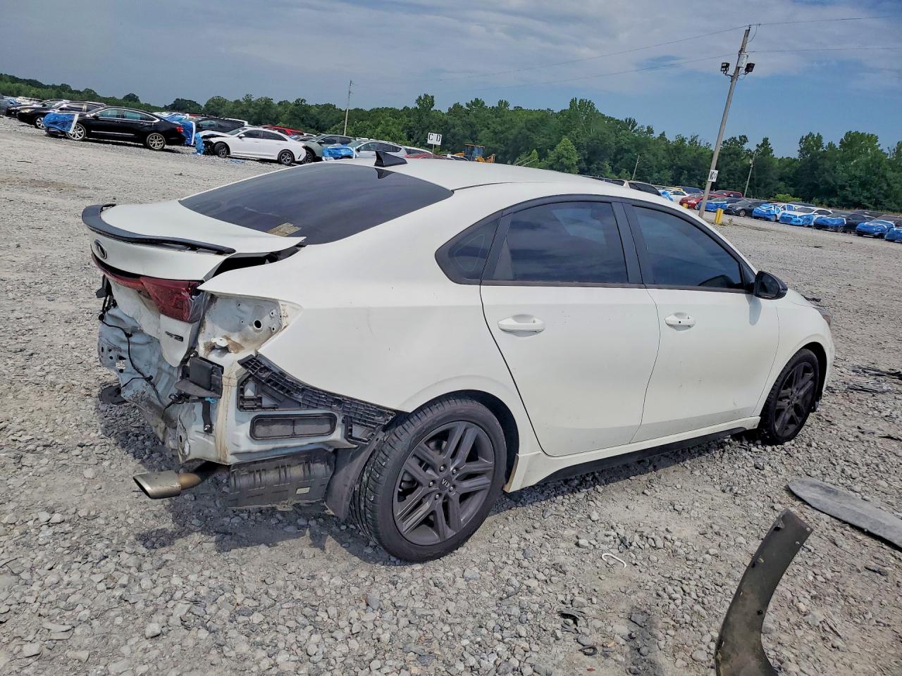 2021 KIA FORTE GT LINE — снимка 3