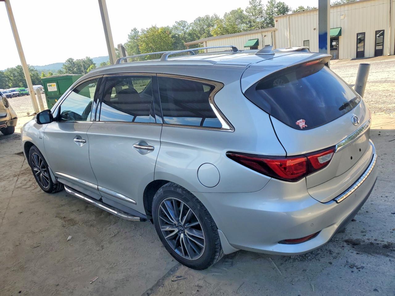 2017 INFINITI QX60 BASE — снимка 2