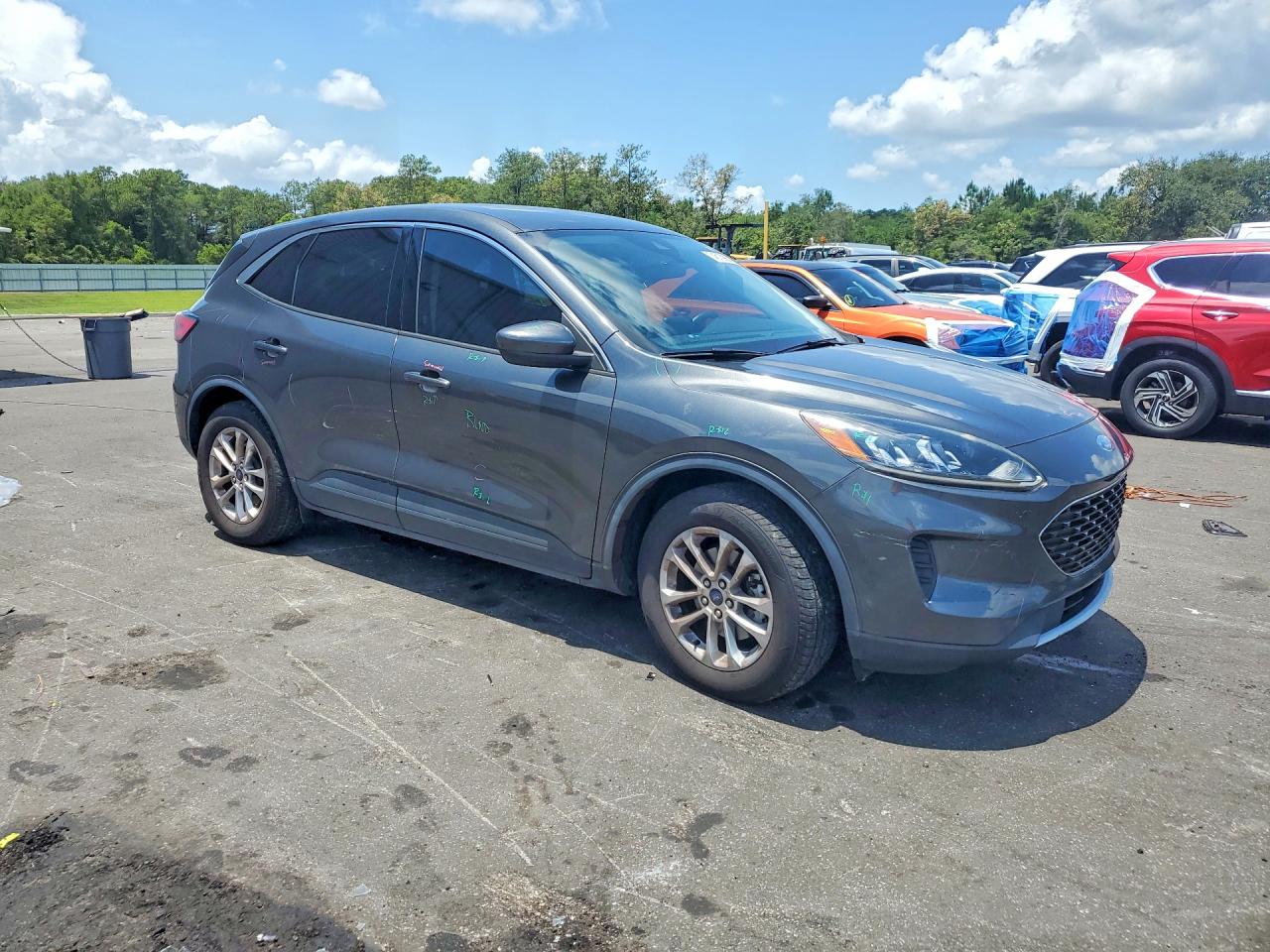 2020 FORD ESCAPE SE — снимка 4