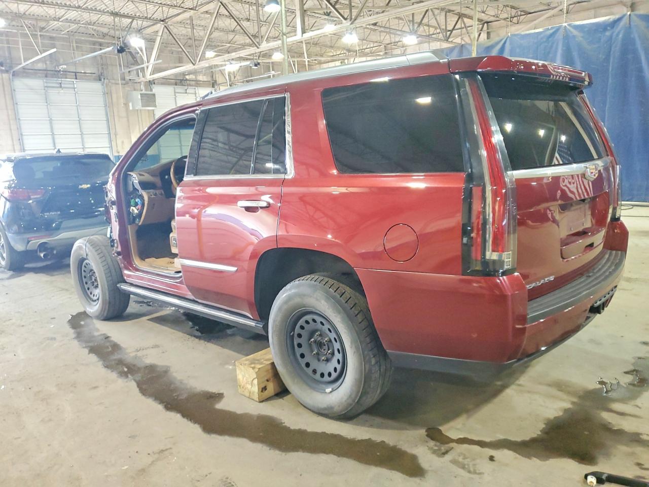 2017 CADILLAC ESCALADE PLATINUM — снимка 2