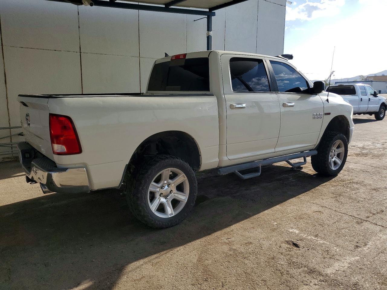2016 RAM 1500 SLT — снимка 3