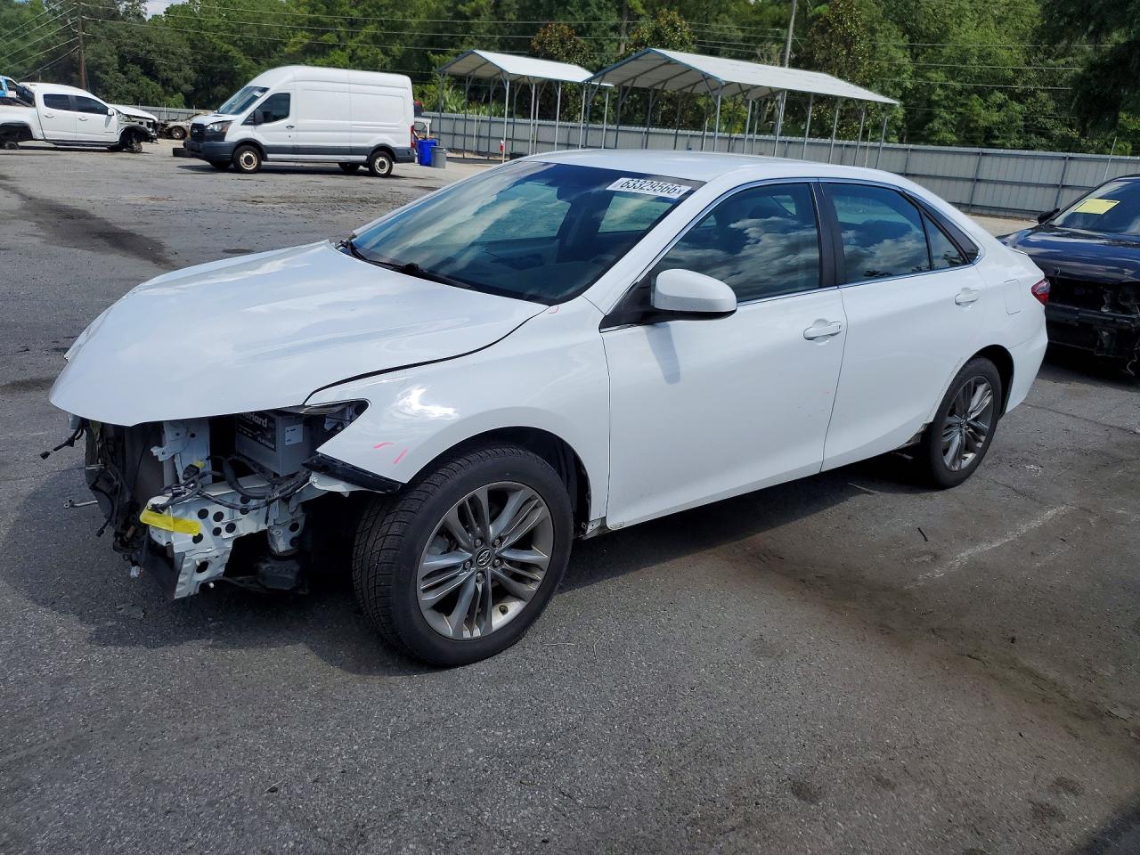 2016 TOYOTA CAMRY SE