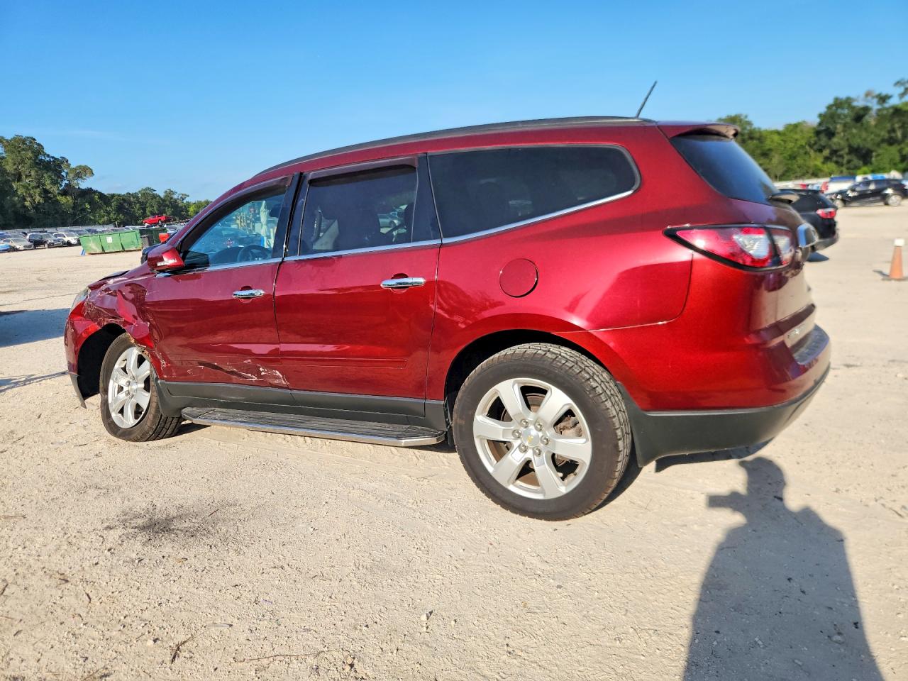 2017 CHEVROLET TRAVERSE LT — снимка 2