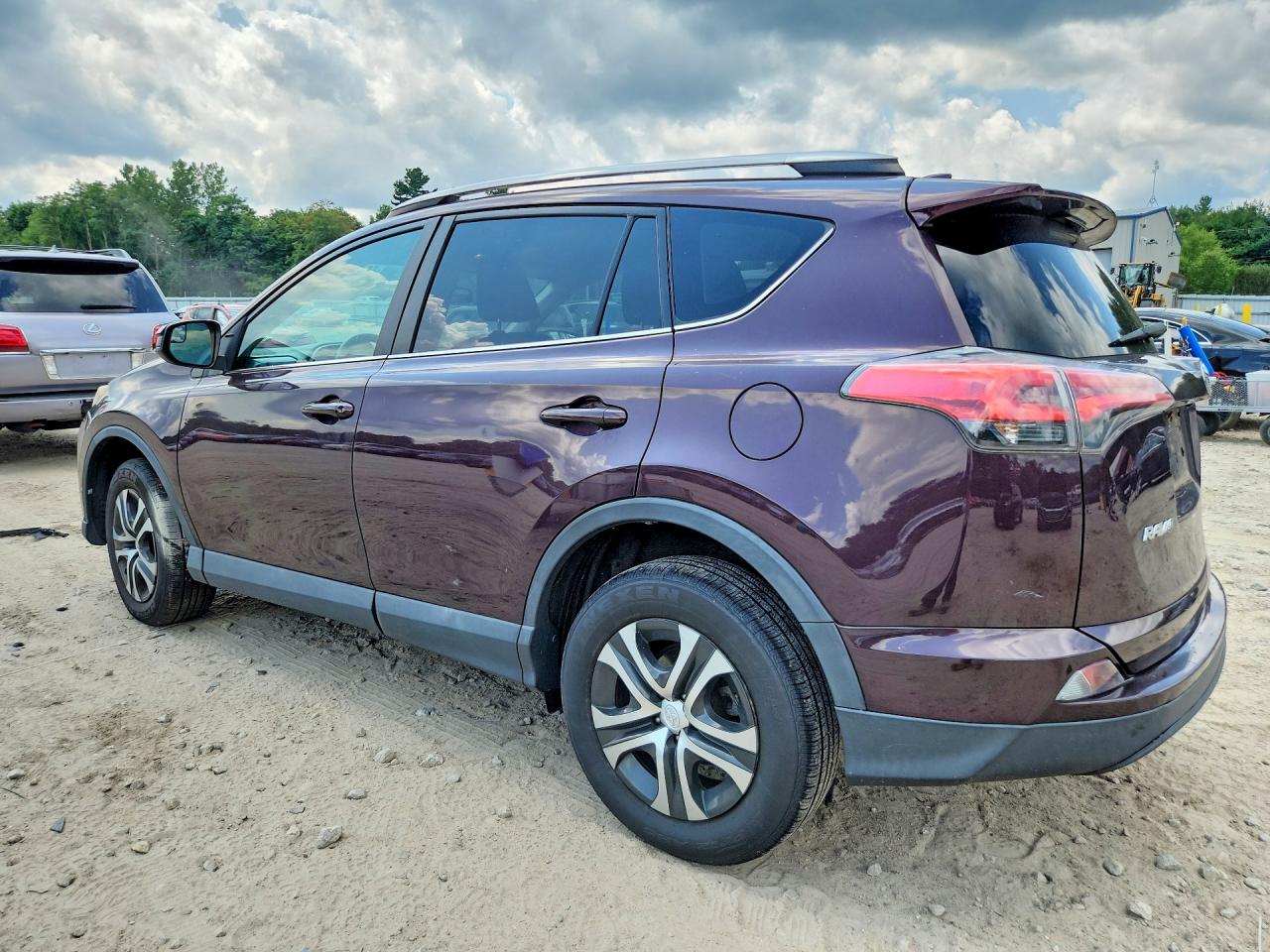 2016 TOYOTA RAV4 LE — снимка 2