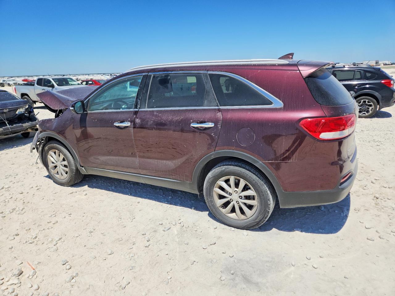 2017 KIA SORENTO LX — снимка 2