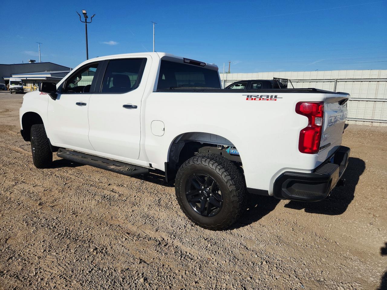 2020 CHEVROLET SILVERADO K1500 LT TRAIL BOSS — снимка 2