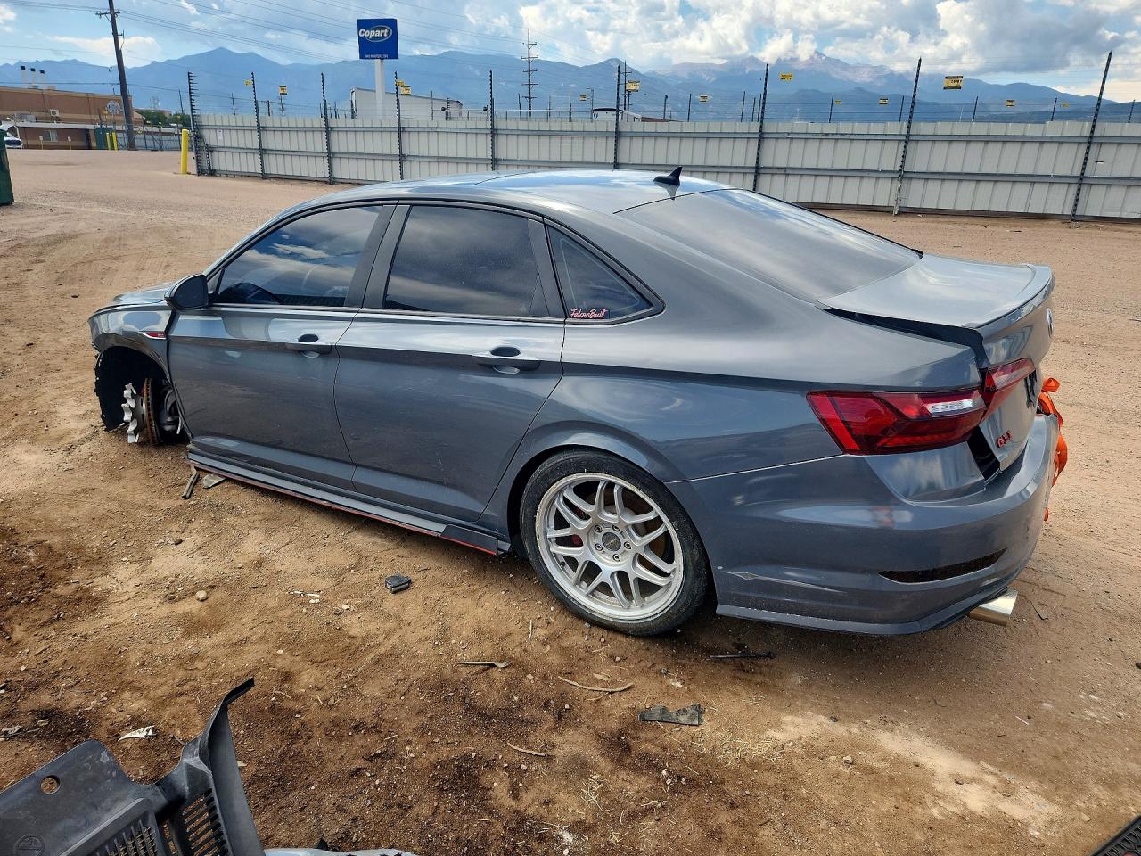 2021 VOLKSWAGEN JETTA GLI — снимка 2