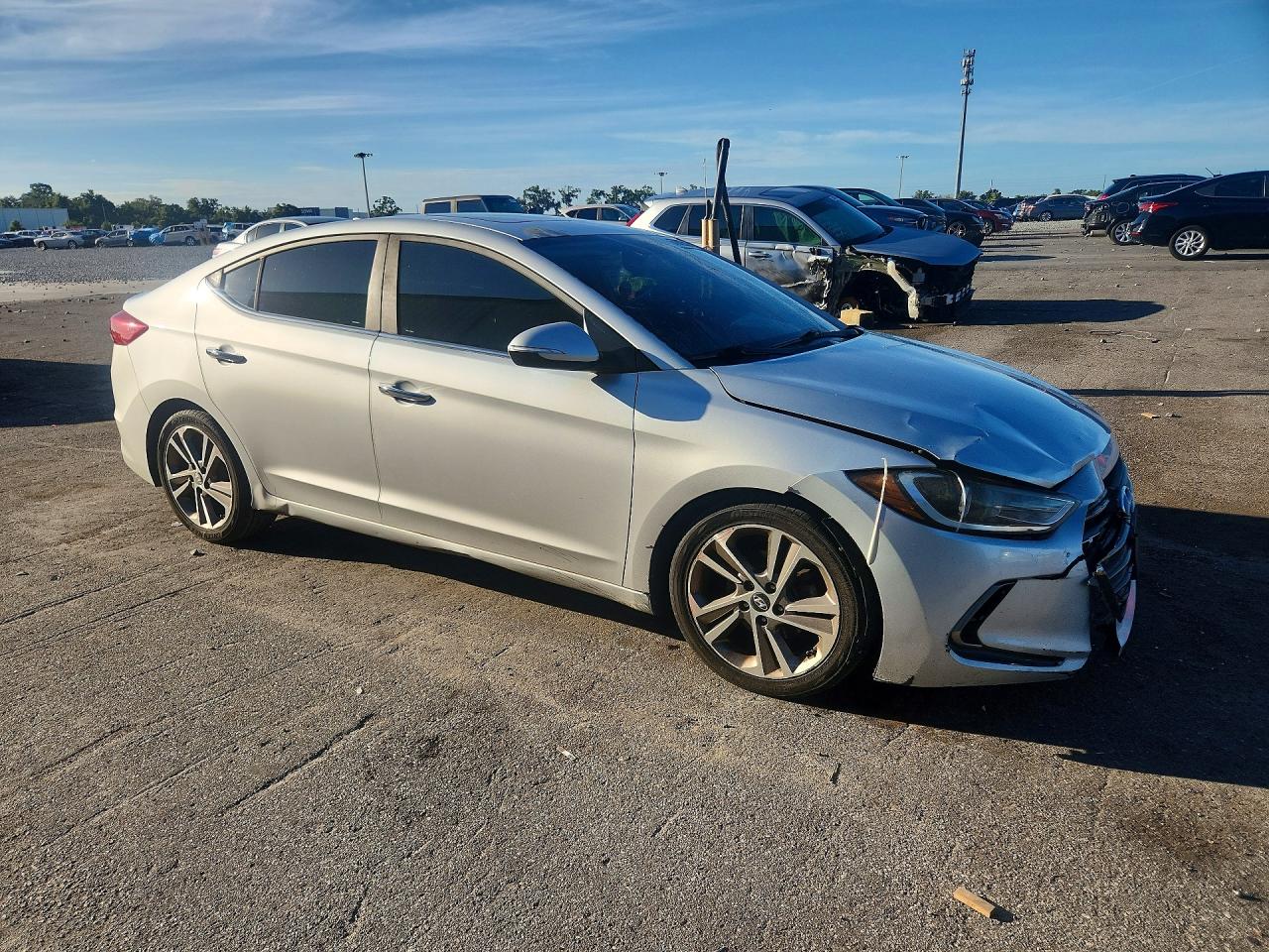 2017 HYUNDAI ELANTRA LIMITED — снимка 4