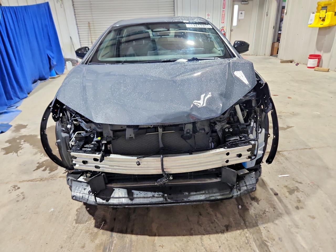 2026 TOYOTA PRIUS LE — photo 5