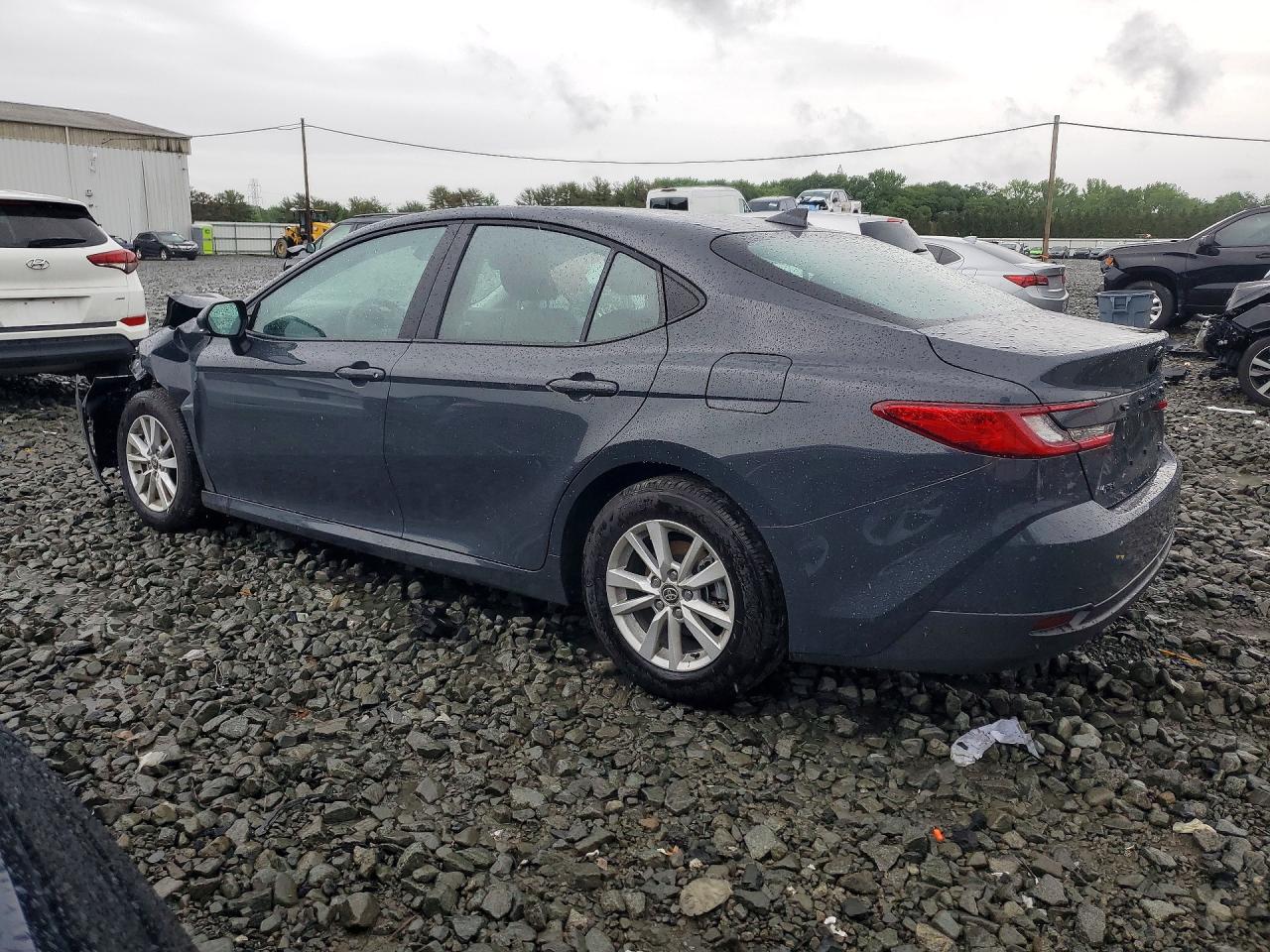 2026 TOYOTA CAMRY LE — снимка 2