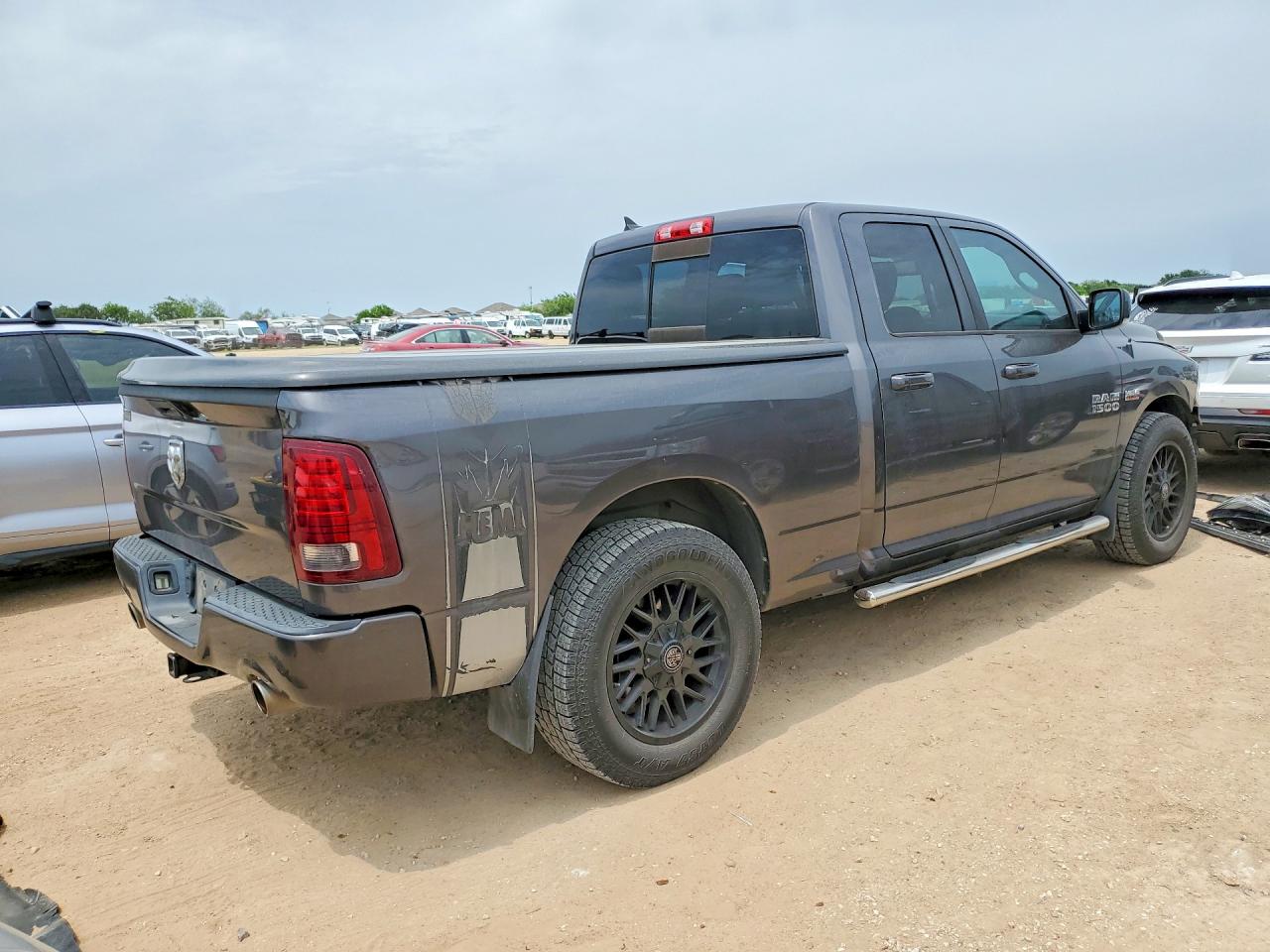2015 RAM 1500 SPORT — снимка 3