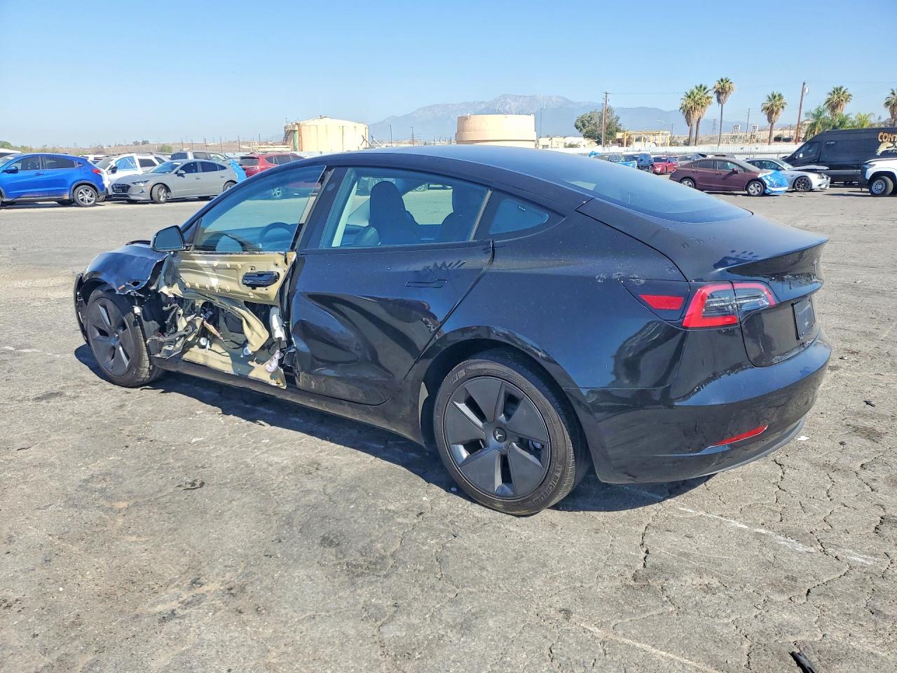 2023 TESLA MODEL 3 — снимка 2