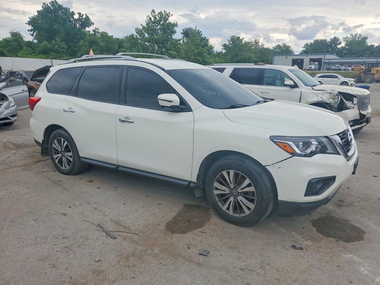 2017 NISSAN PATHFINDER SL — снимка 4