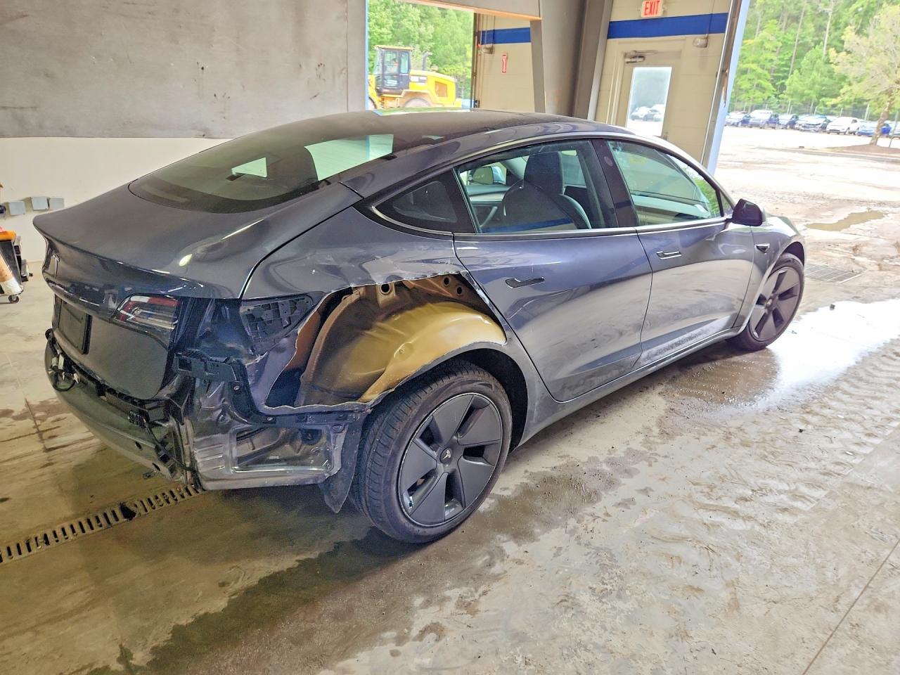 2023 TESLA MODEL 3 — снимка 3