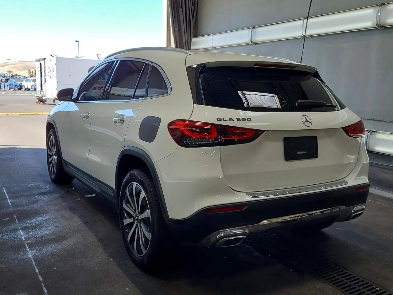 2021 MERCEDES-BENZ GLA 250 — снимка 3