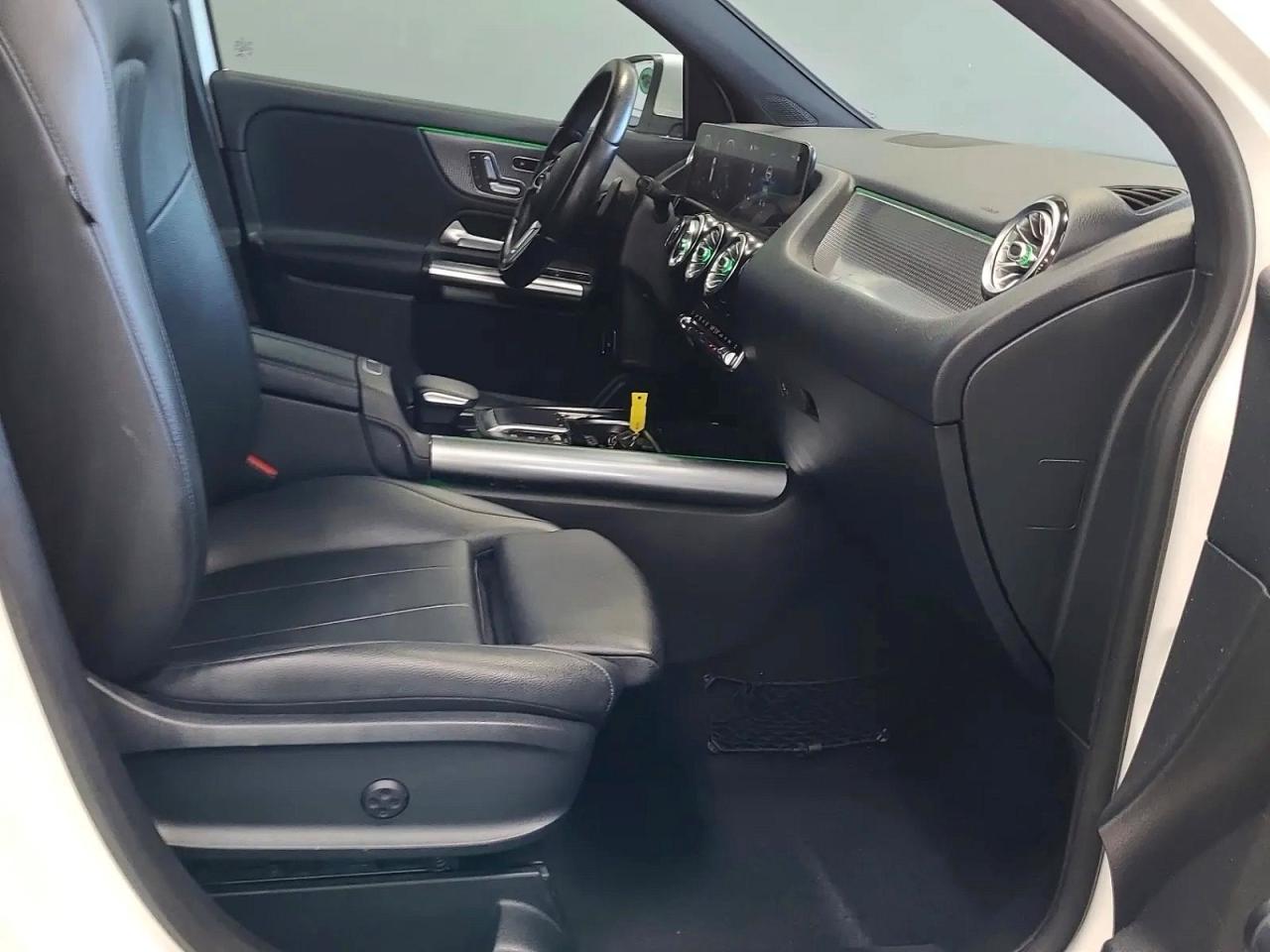 2021 MERCEDES-BENZ GLA 250 — снимка 5