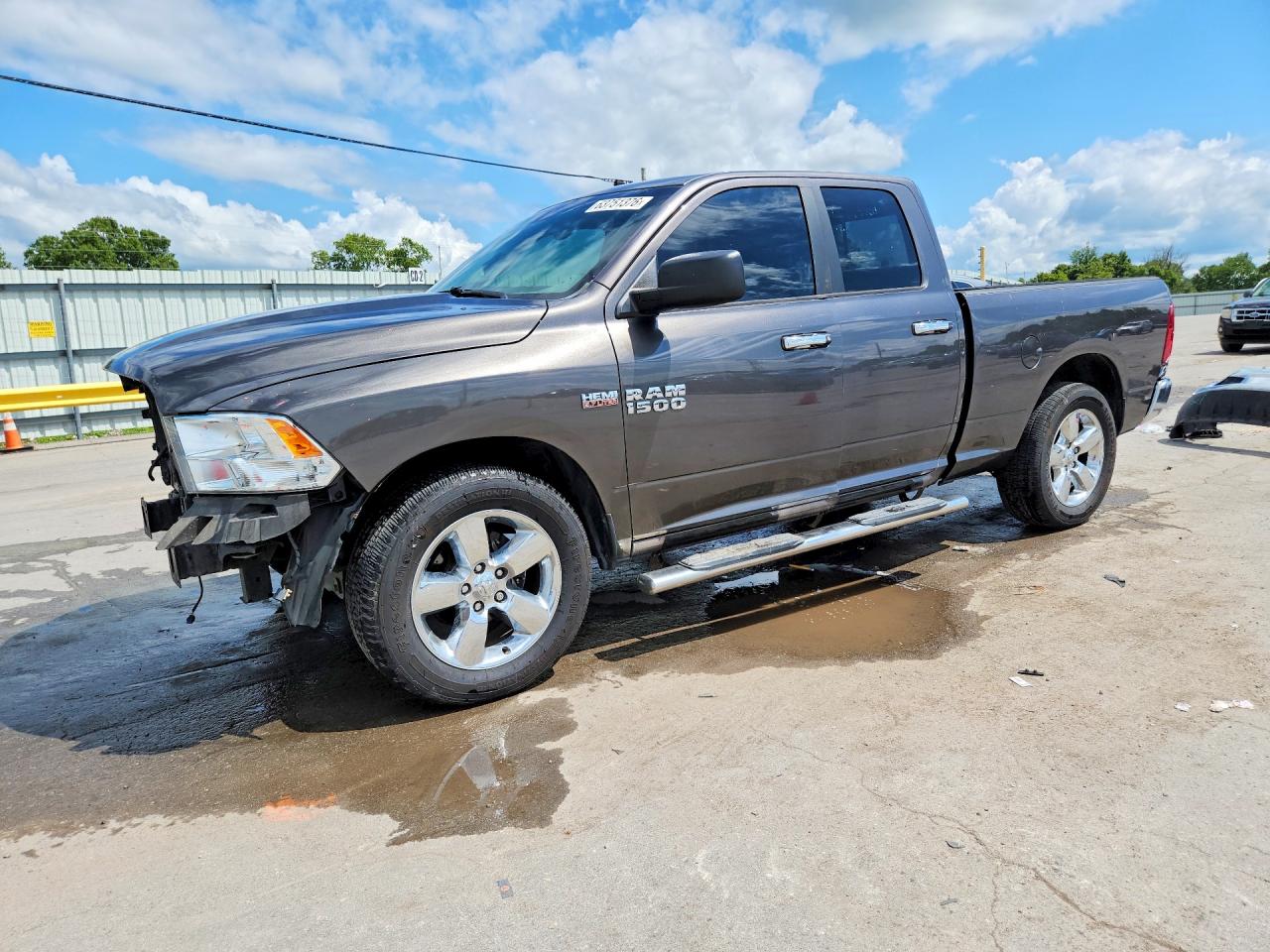 2016 RAM 1500 SLT