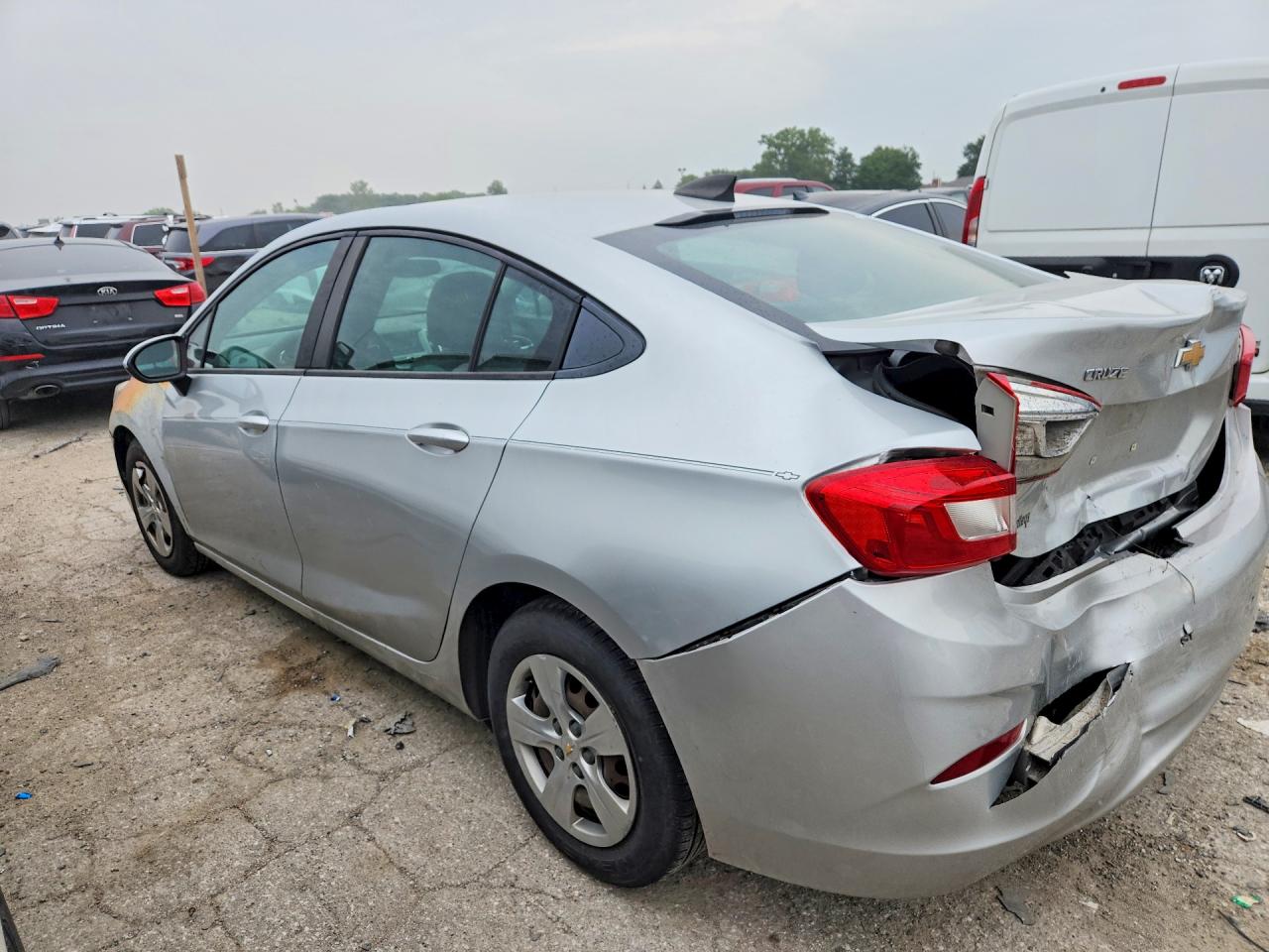 2017 CHEVROLET CRUZE LS — снимка 2