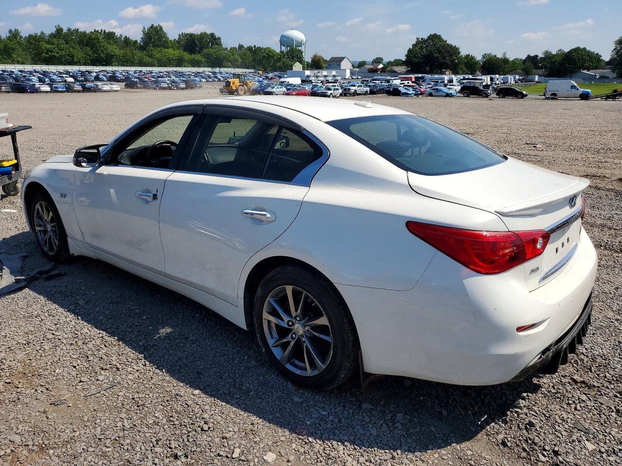 2015 INFINITI Q50 BASE — снимка 2