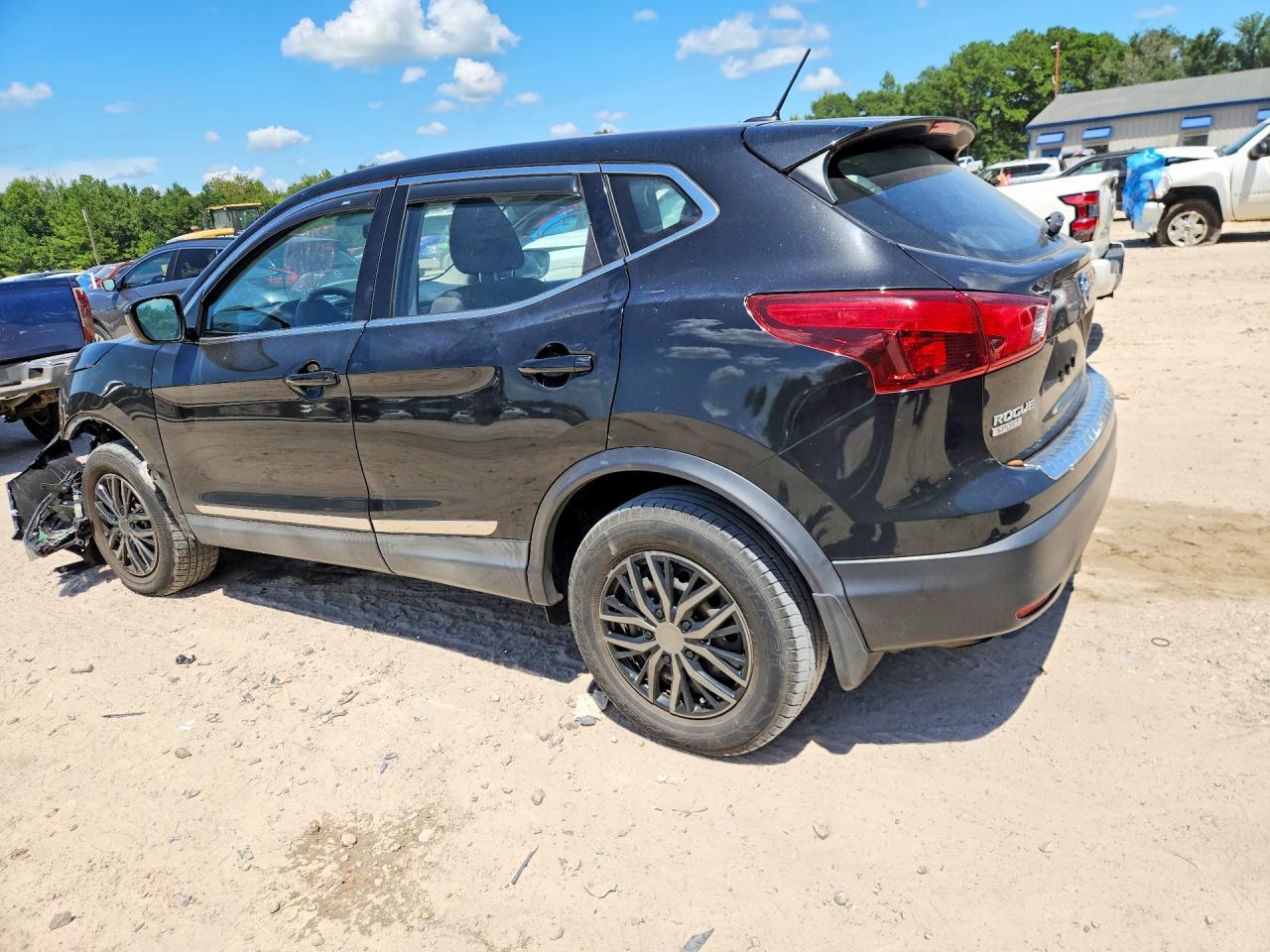 2019 NISSAN ROGUE SPORT S — снимка 2