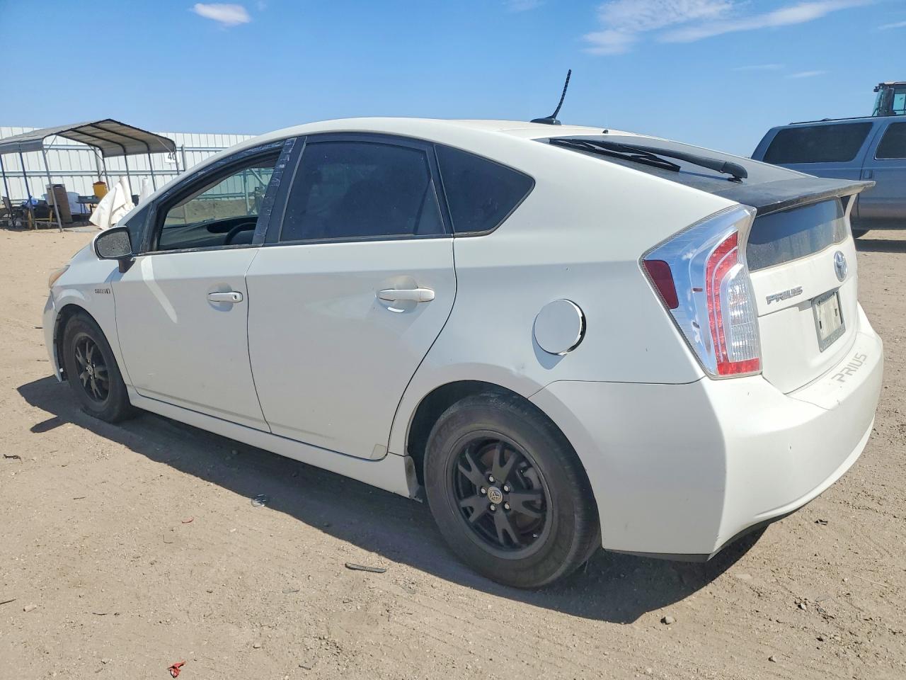 2015 TOYOTA PRIUS FOUR — снимка 2