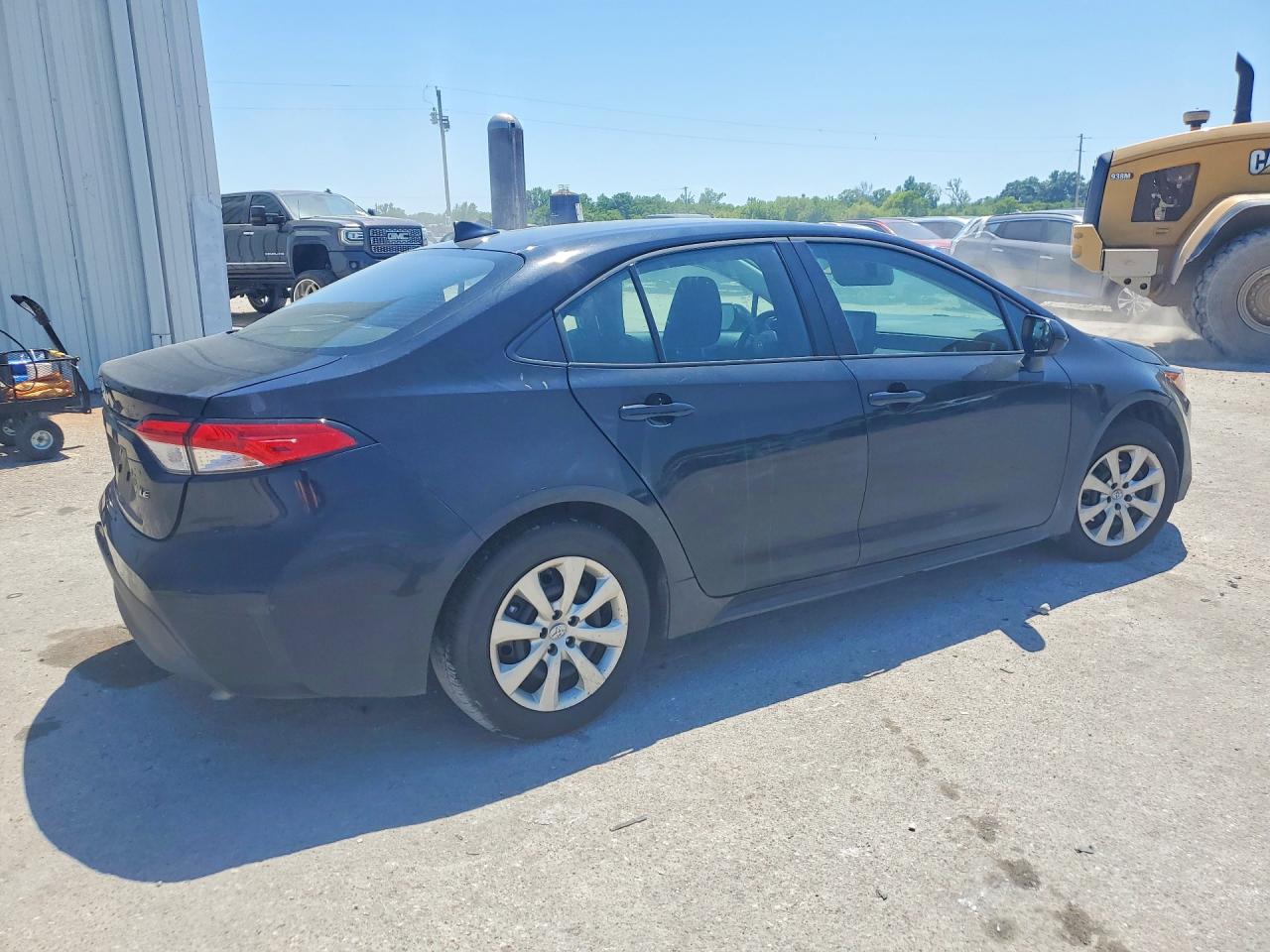 2026 TOYOTA COROLLA LE — снимка 3