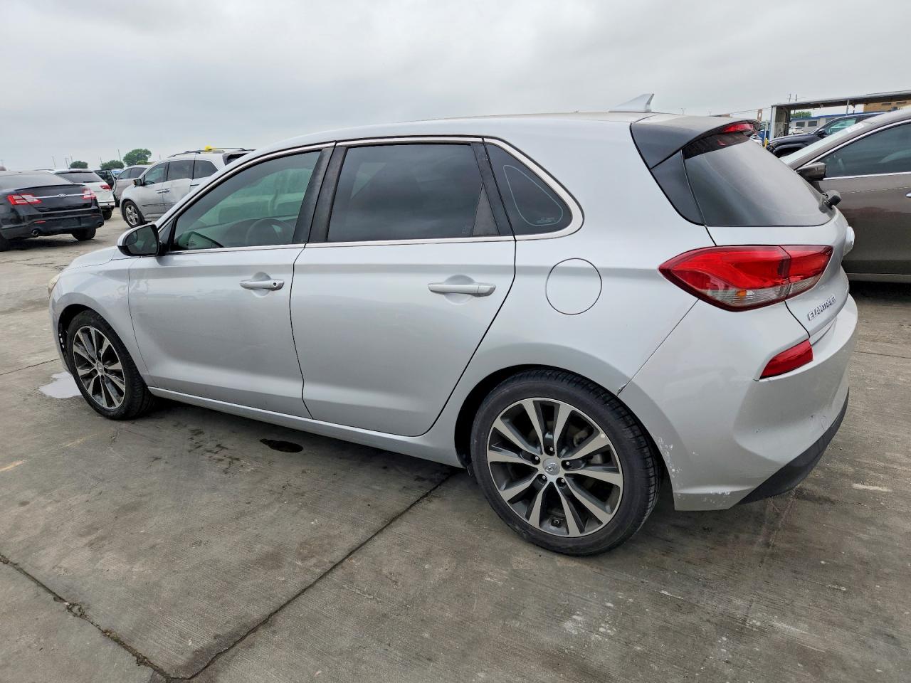 2018 HYUNDAI ELANTRA GT BASE — снимка 2