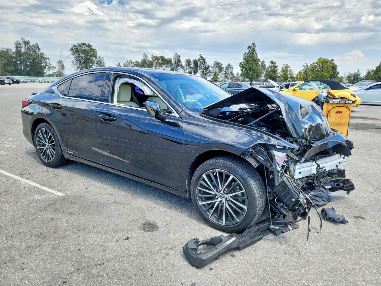 2022 LEXUS ES 300H BASE — снимка 4