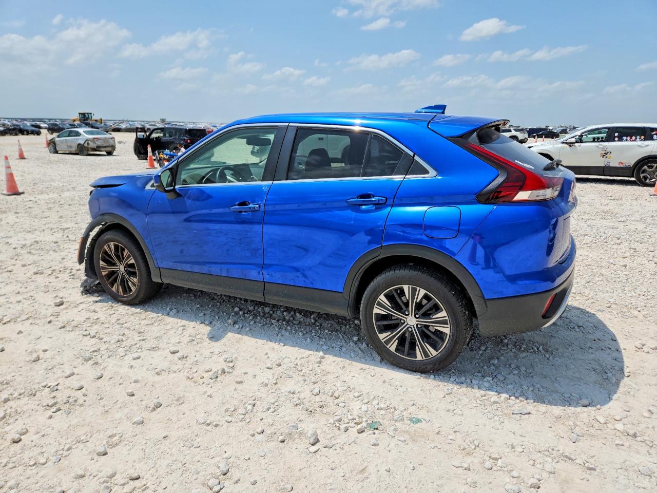 2022 MITSUBISHI ECLIPSE CROSS SE — снимка 2