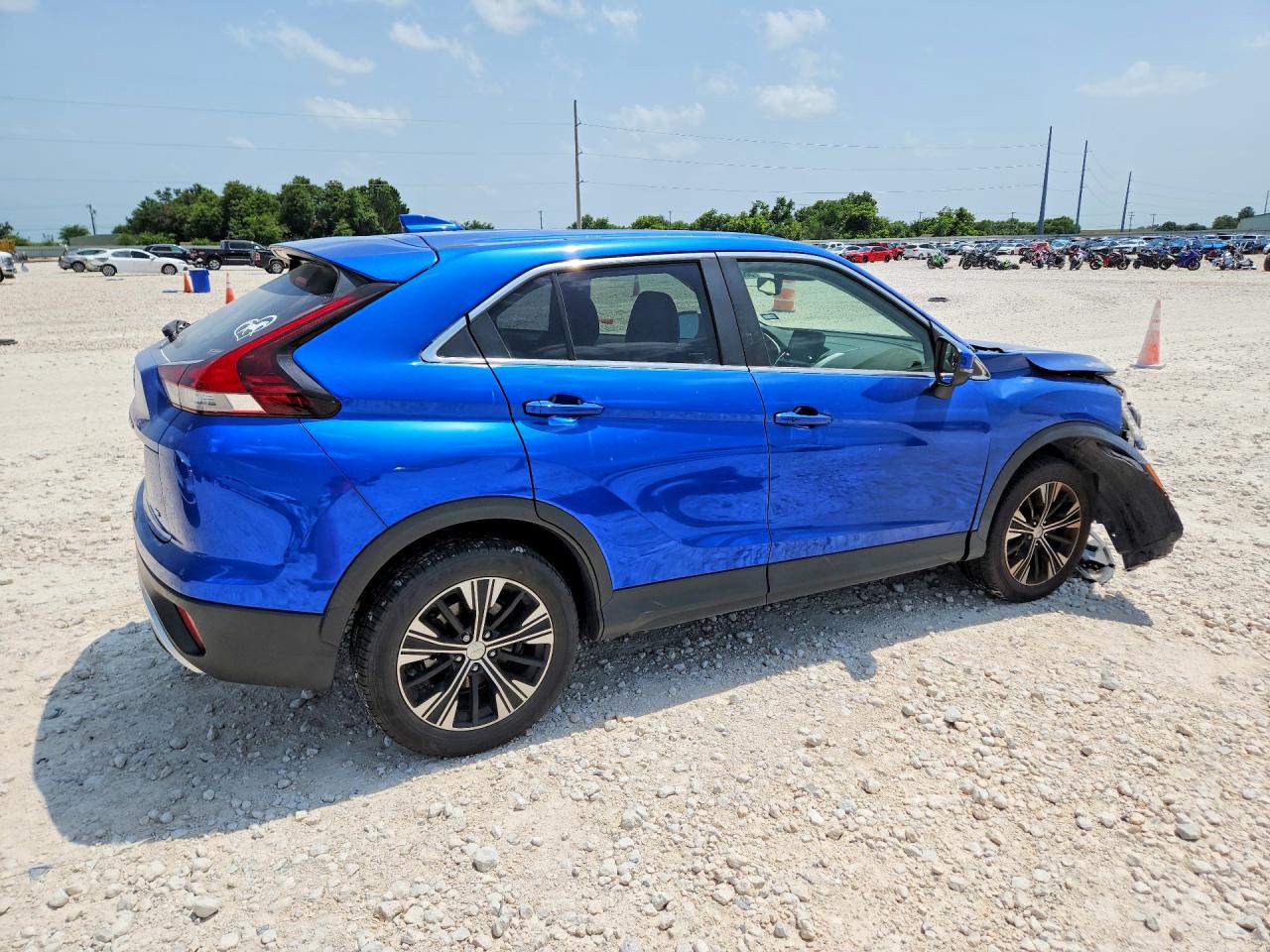 2022 MITSUBISHI ECLIPSE CROSS SE — снимка 3