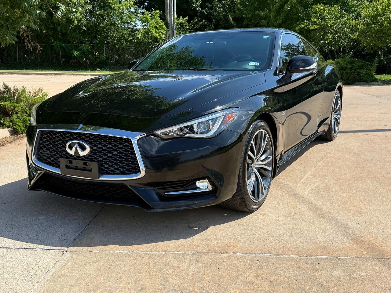 2018 INFINITI Q60 3.0T LUXE — снимка 2