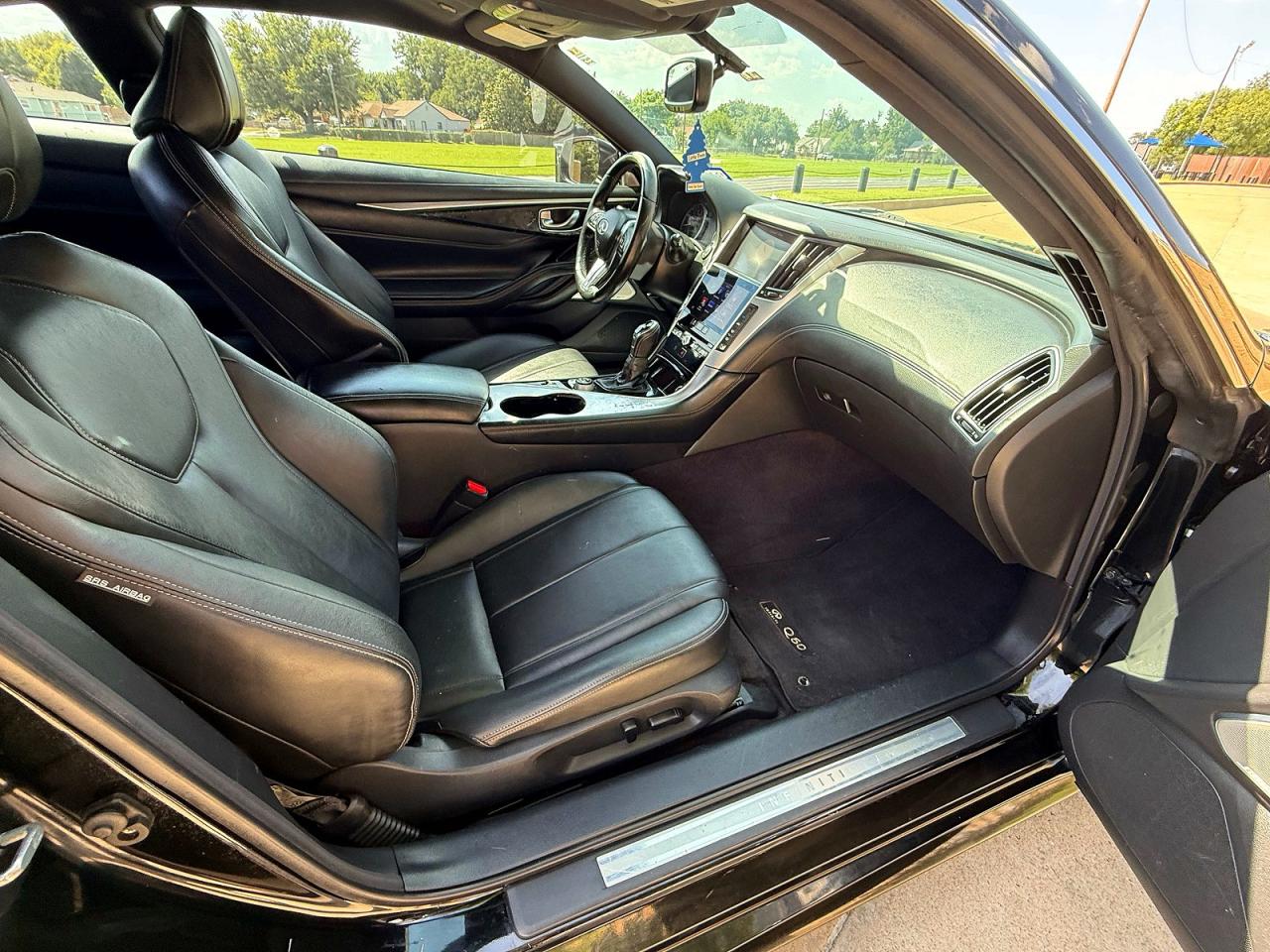 2018 INFINITI Q60 3.0T LUXE — снимка 5