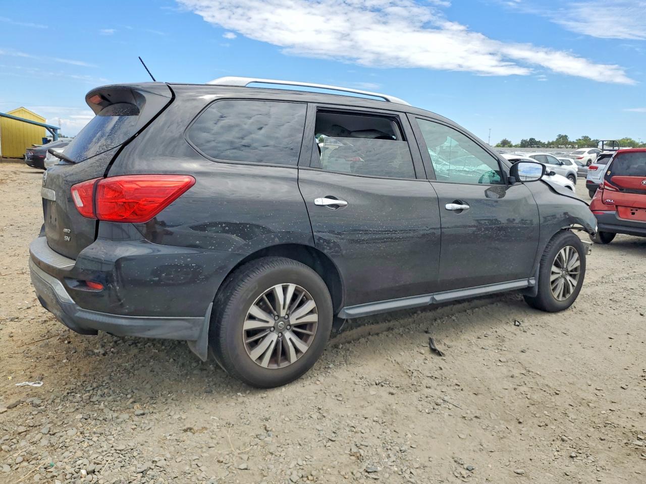 2017 NISSAN PATHFINDER S — снимка 3