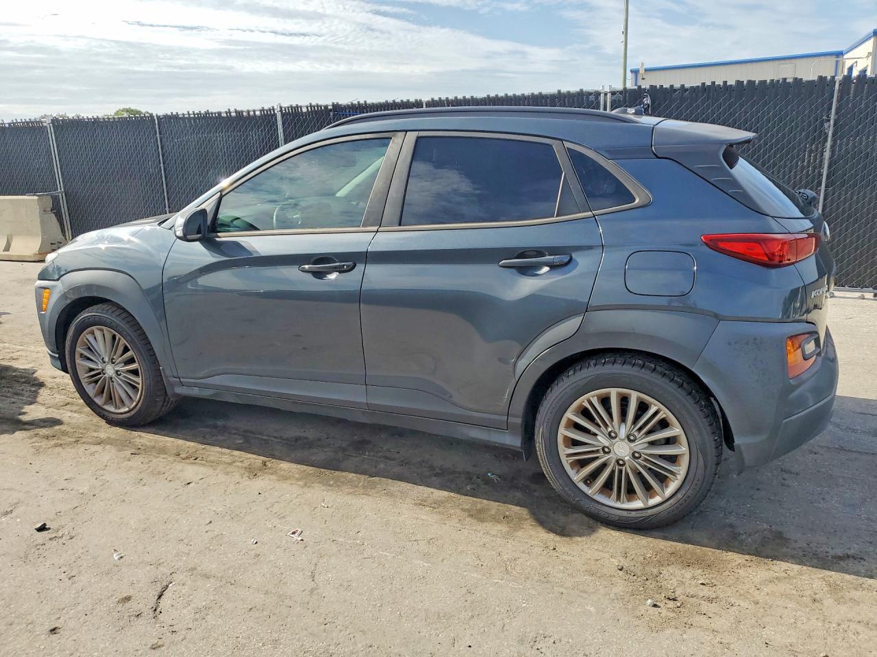 2018 HYUNDAI KONA SEL — снимка 2