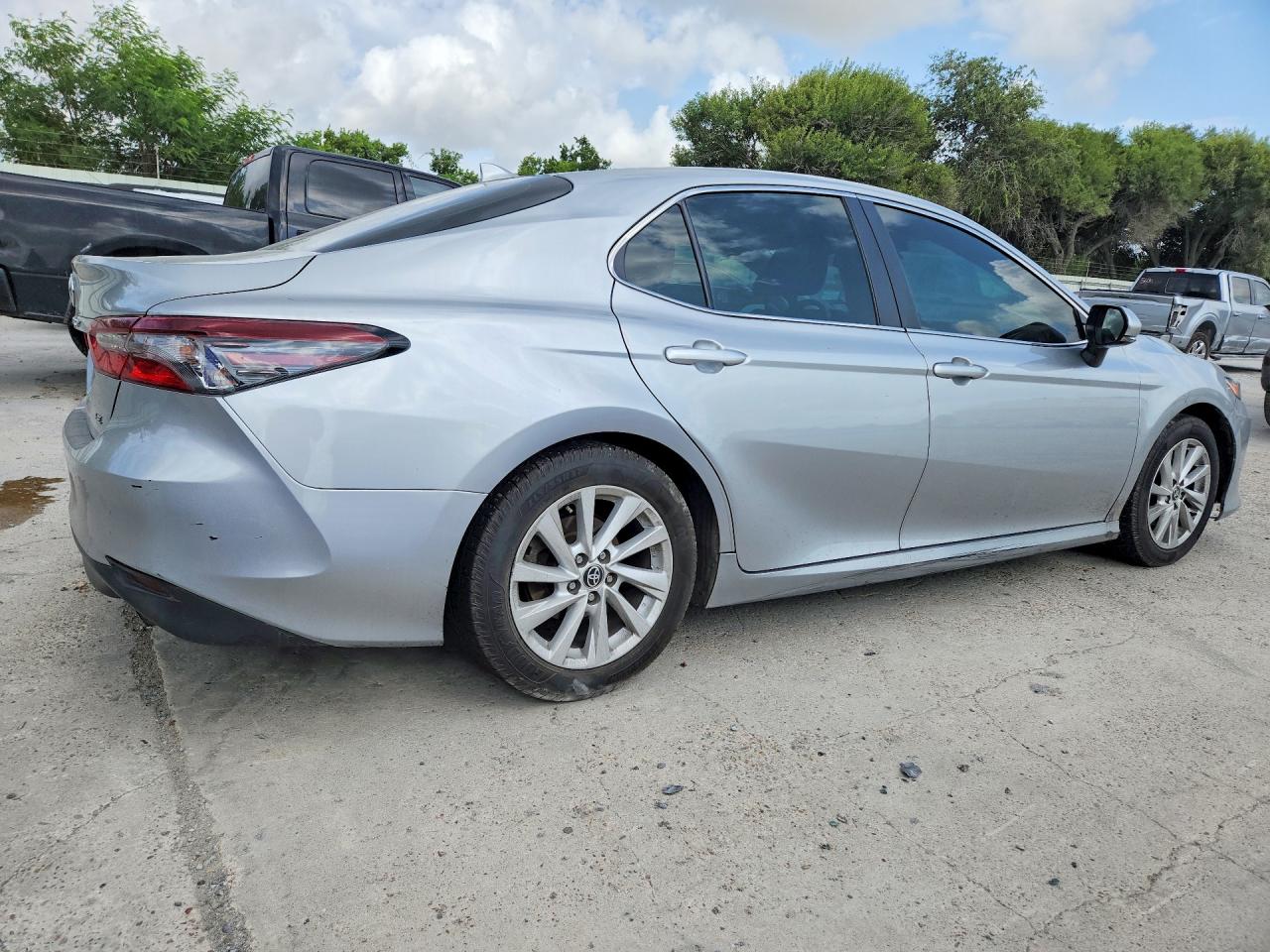 2023 TOYOTA CAMRY LE — снимка 3