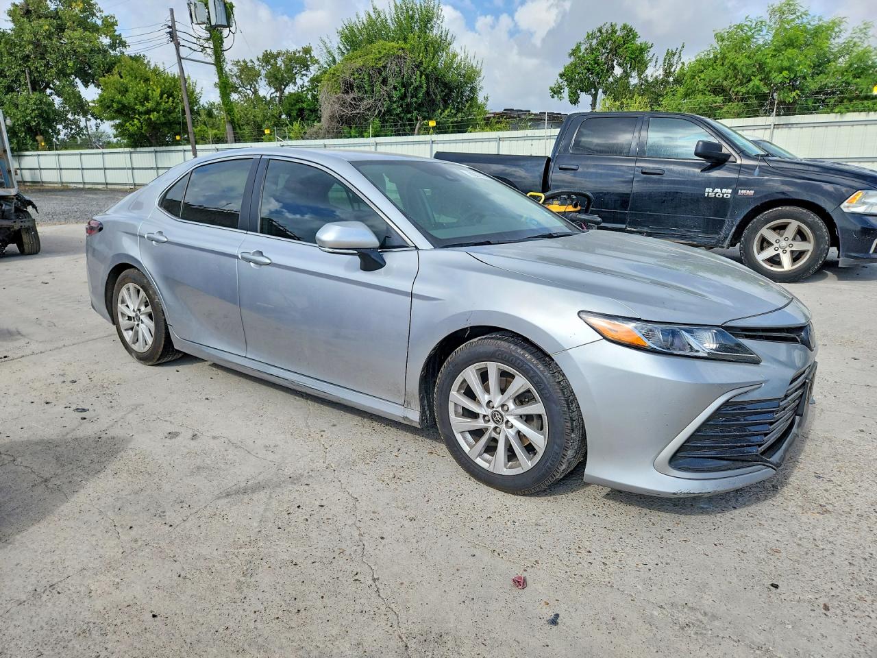 2023 TOYOTA CAMRY LE — снимка 4