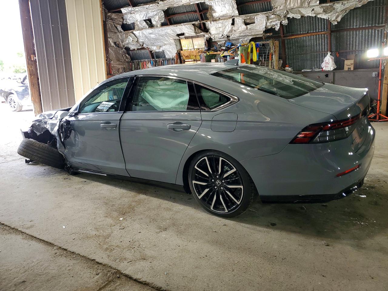 2026 HONDA ACCORD TOURING HYBRID — снимка 2