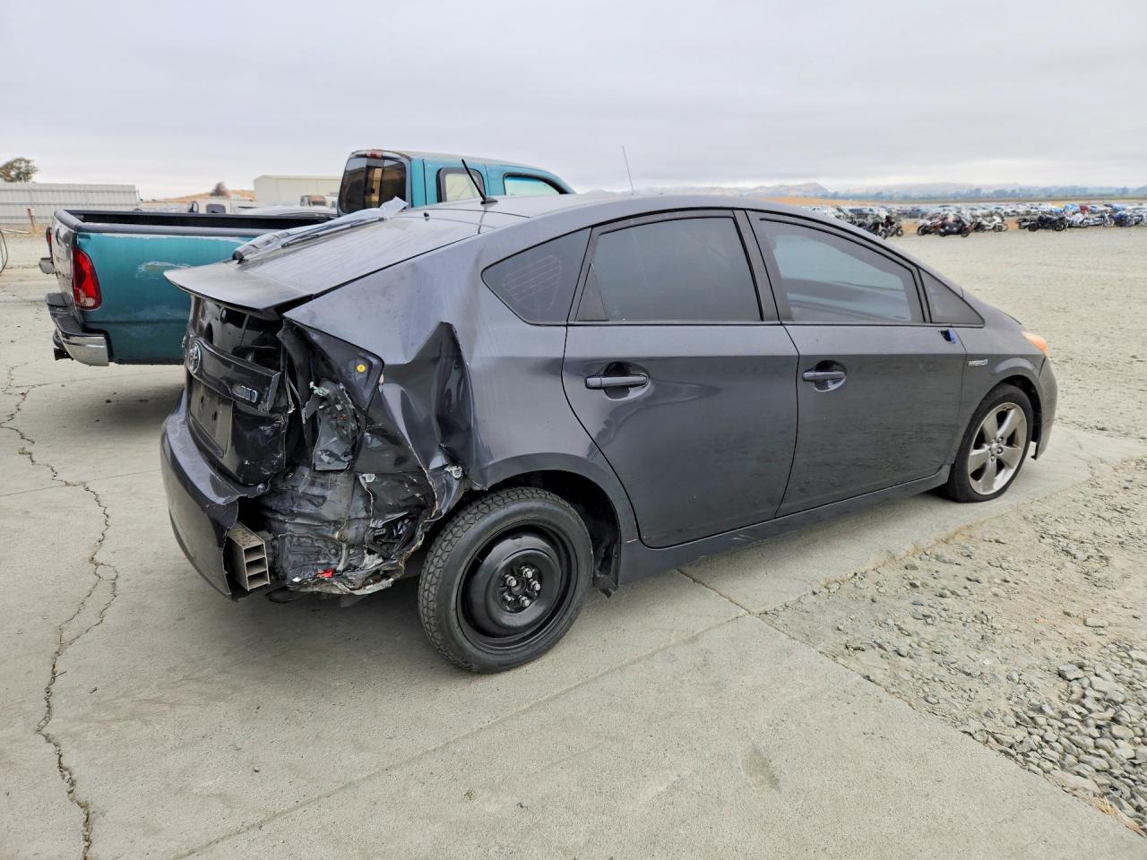 2015 TOYOTA PRIUS TWO — снимка 3