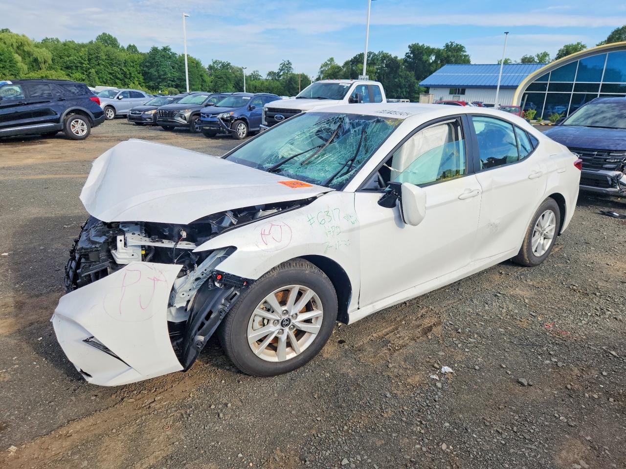 2026 TOYOTA CAMRY LE