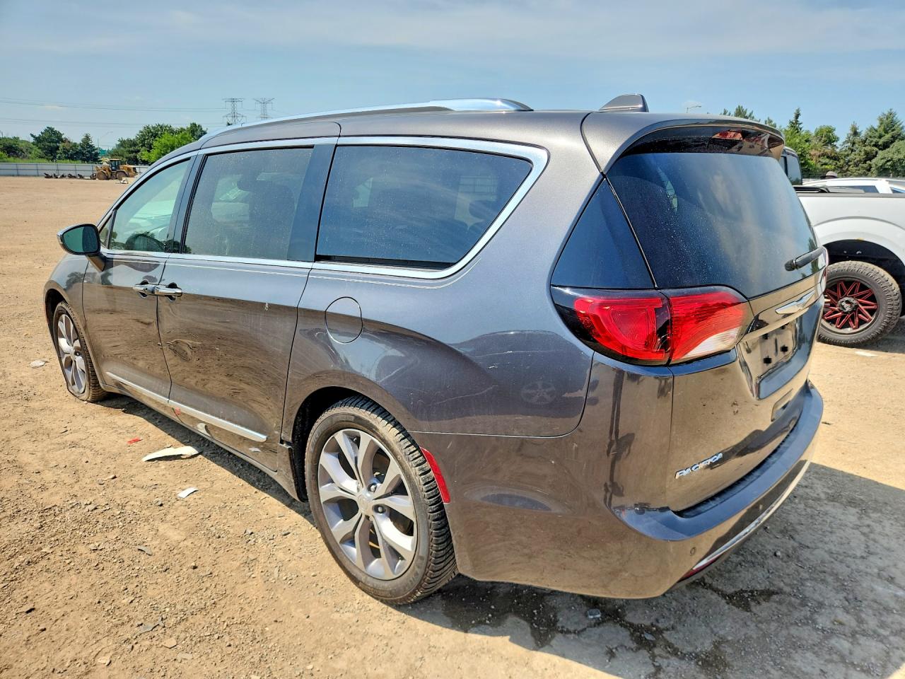 2018 CHRYSLER PACIFICA LIMITED — снимка 2