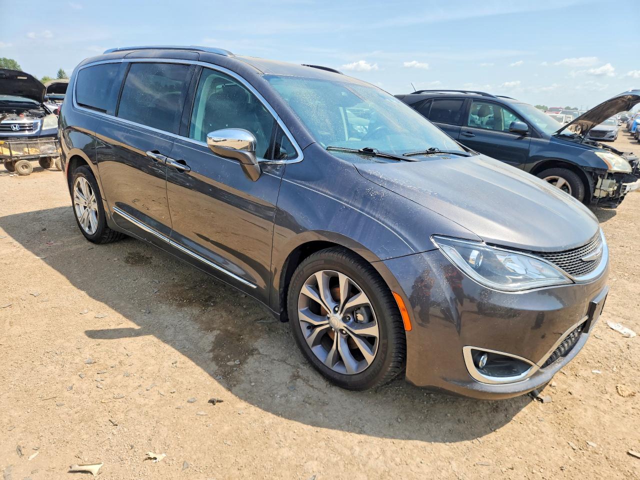 2018 CHRYSLER PACIFICA LIMITED — снимка 4