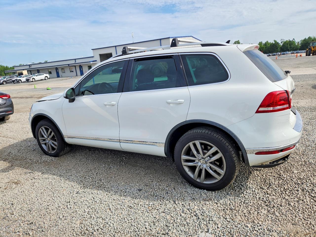 2016 VOLKSWAGEN TOUAREG SPORT — снимка 2