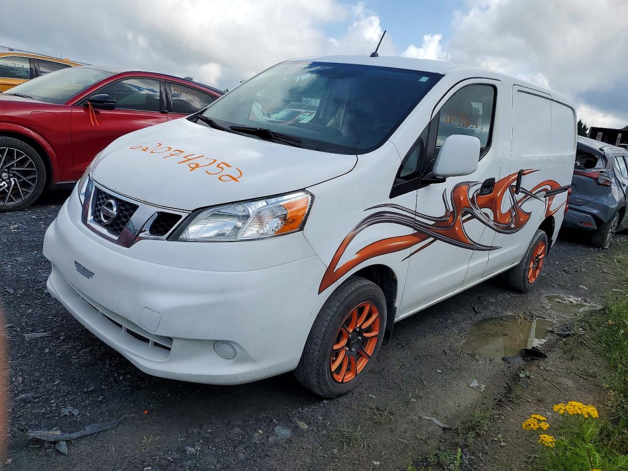 2015 NISSAN NV200 2.5S