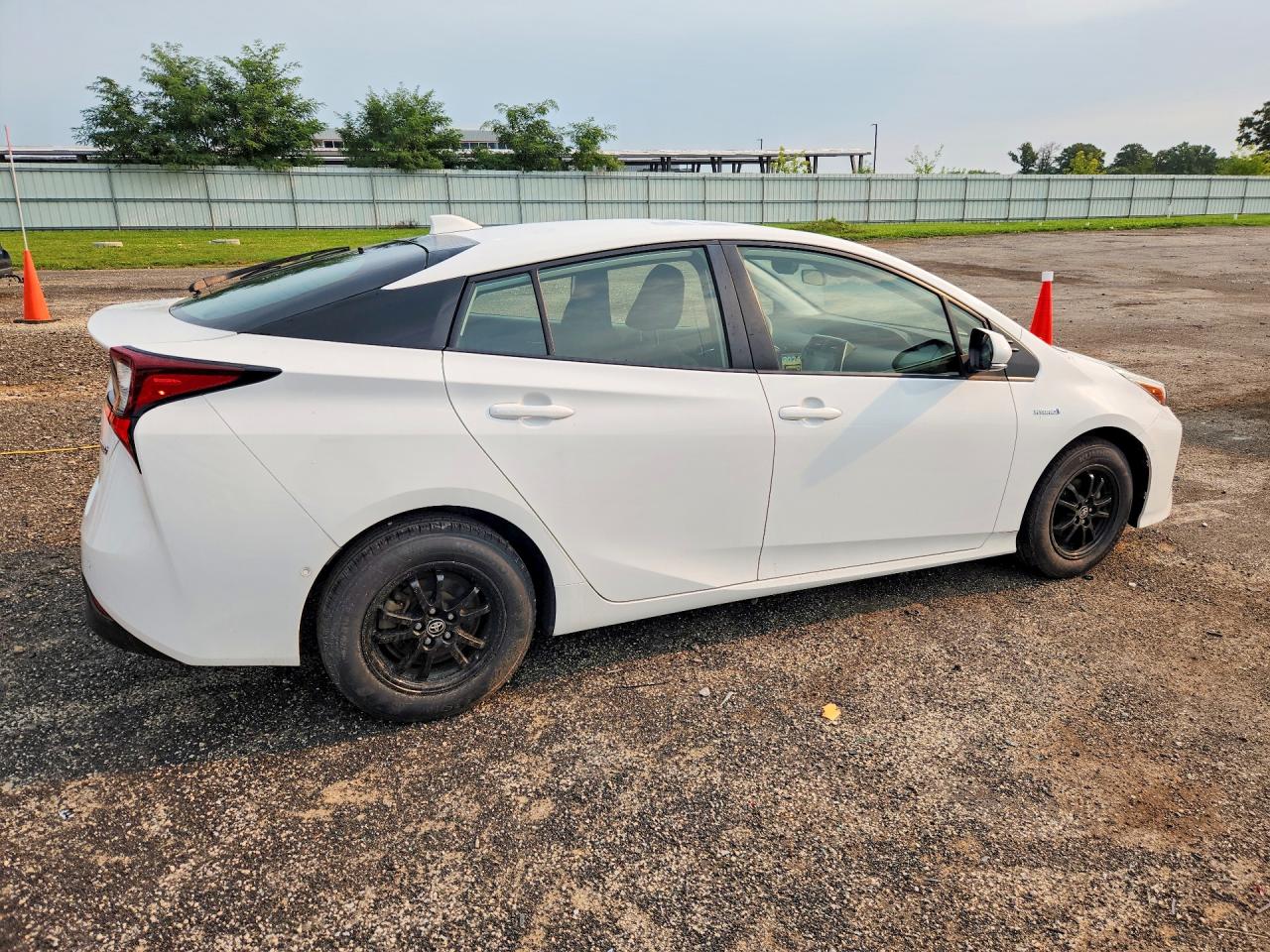 2021 TOYOTA PRIUS LE — снимка 3