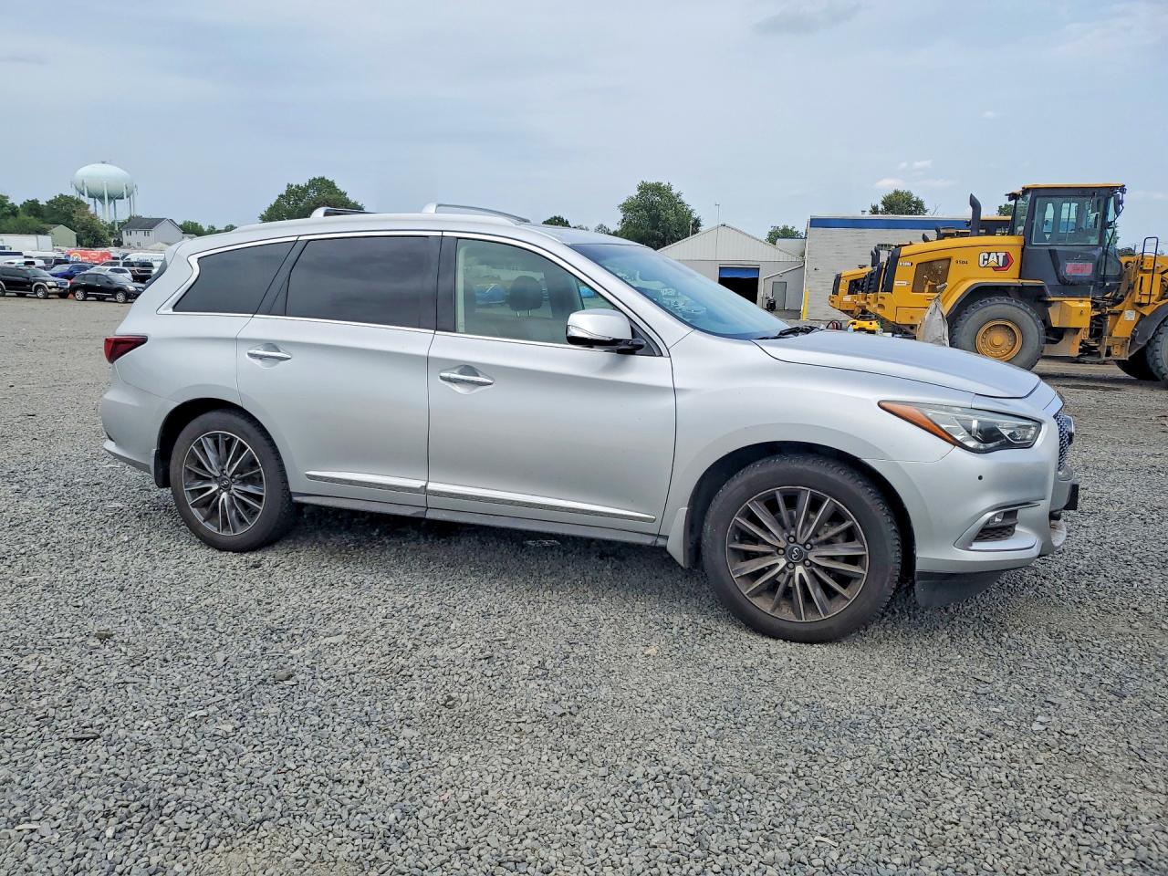 2019 INFINITI QX60 LUXE — снимка 4