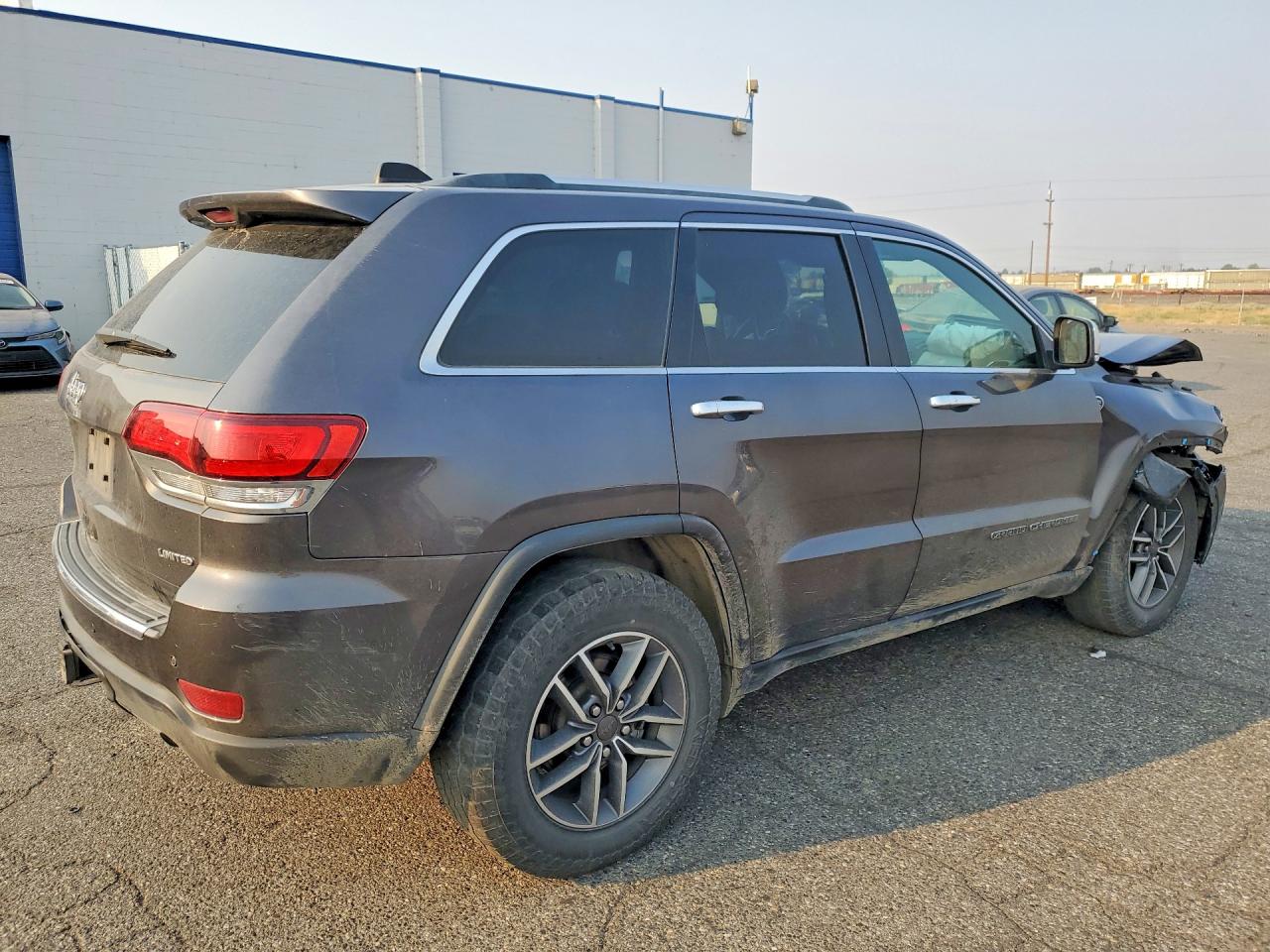 2021 JEEP GRAND CHEROKEE LIMITED — снимка 3