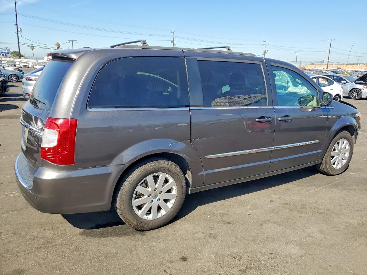 2016 CHRYSLER TOWN & COUNTRY TOURING — снимка 3