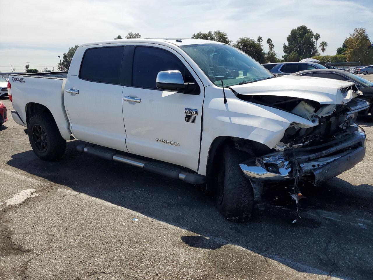 2015 TOYOTA TUNDRA CREWMAX LIMITED — снимка 4