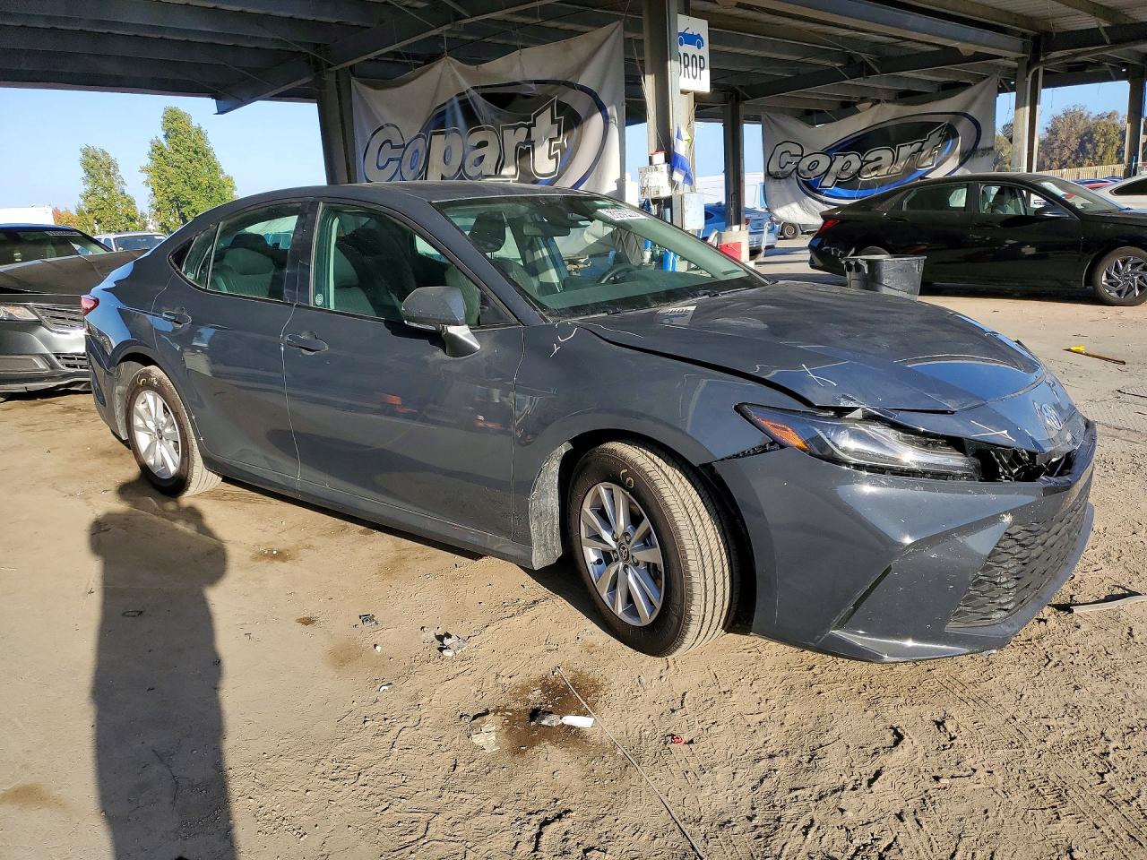 2026 TOYOTA CAMRY LE — снимка 4